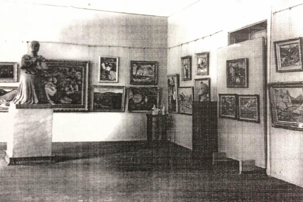 Image - An 1942 exhibition organized by Labor Association of Ukrainian Pictorial Artists.
